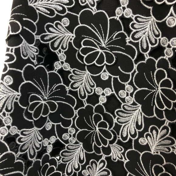 Tibi 3D Lace Embroidered Applique Asymmetrical Ski - Picture 3 of 6